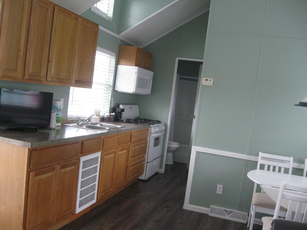 אורלנדו Tropical Palms Premium Two-Bedroom Loft Cottage 77 מראה חיצוני תמונה